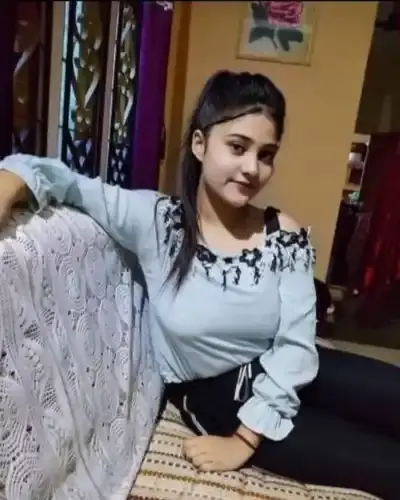 Call Girls Service in Sushant Lok